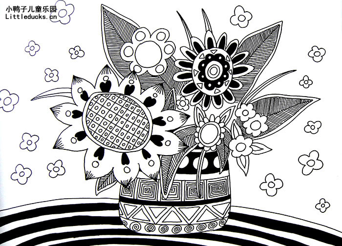 儿童线描画作品欣赏:花瓶中的向日葵