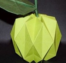 儿童折纸教程:立体苹果的折纸