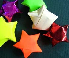 儿童折纸教程:立体星星的折纸