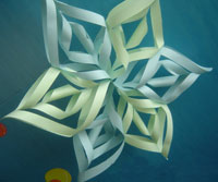 儿童折纸教程:小雪花的折纸方